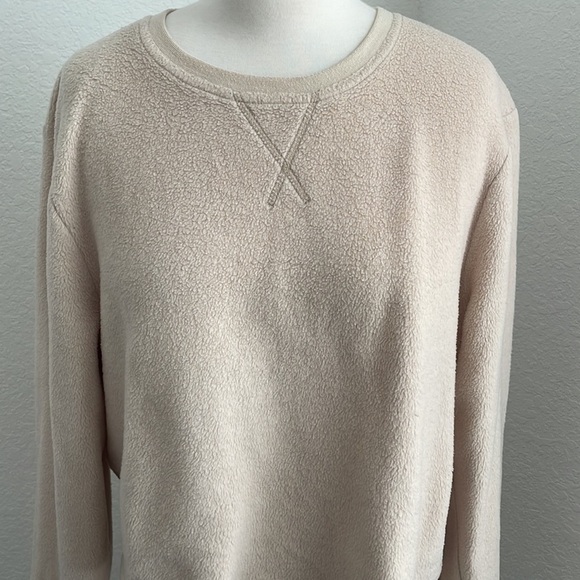 BROOKLYN CLOTH beige fleece crop top crewneck sweater in women’s size small. - Picture 7 of 10